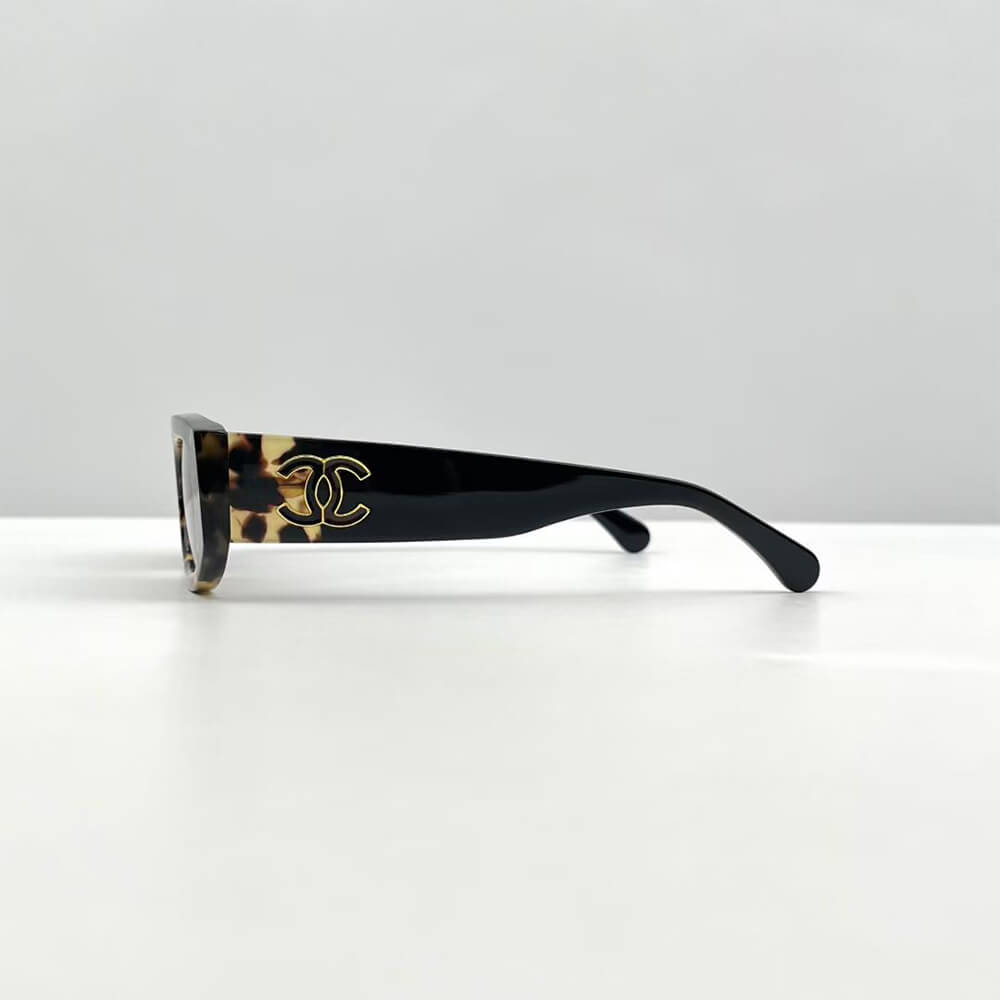Ch**el SUNGLASSES