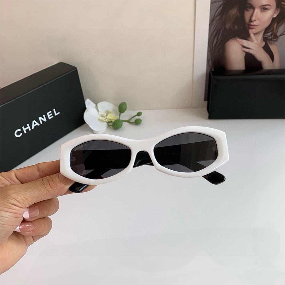 Ch**el SUNGLASSES