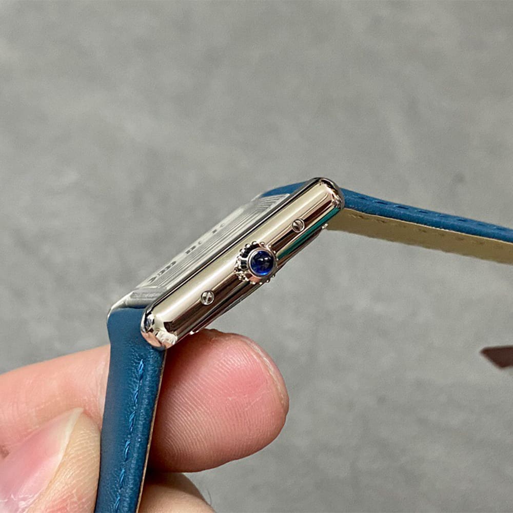Ca*t1er Tank Must de Ca*t1er watch