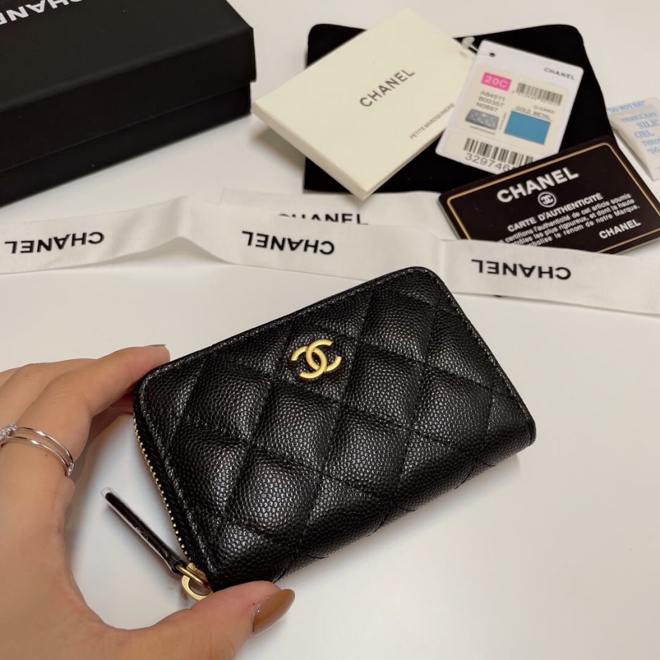 Ch**el Classic Zipper Coin Wallet