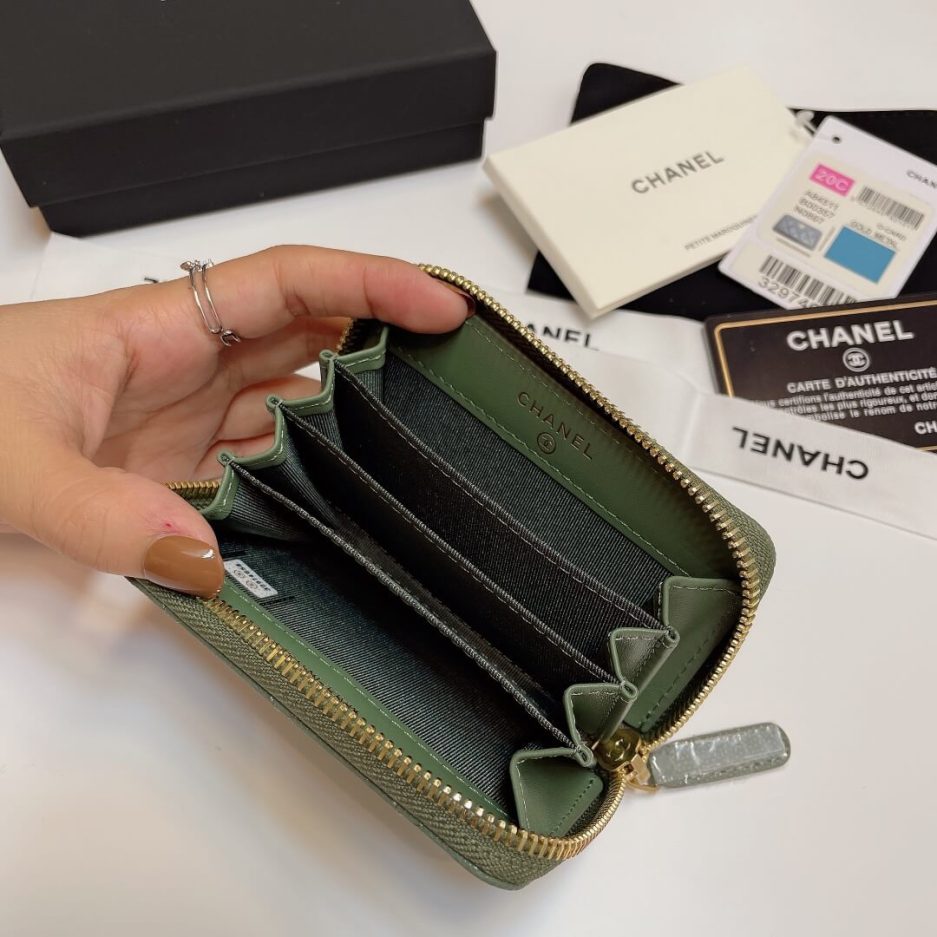 Ch**el Classic Zipper Coin Wallet